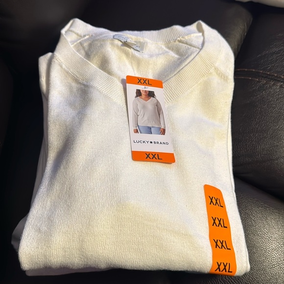 Lucky Brand Women's Cream V-Neck Sweater, XX-Large - Picture 4 of 15